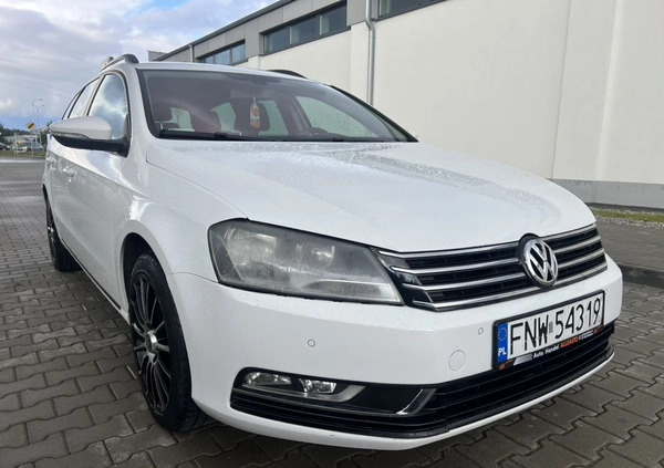 Volkswagen Passat cena 21500 przebieg: 307246, rok produkcji 2011 z Szamocin małe 529